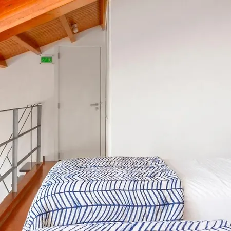 Apartment Plum Guide - Larousse Lisbon